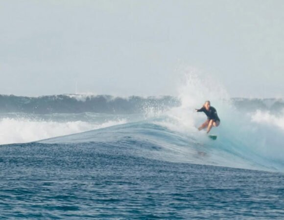 Himmafushi Surfers Package