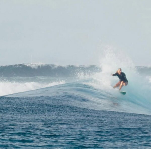 Himmafushi Surfers Package