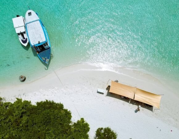 Hangnaameedhoo Island Getaway