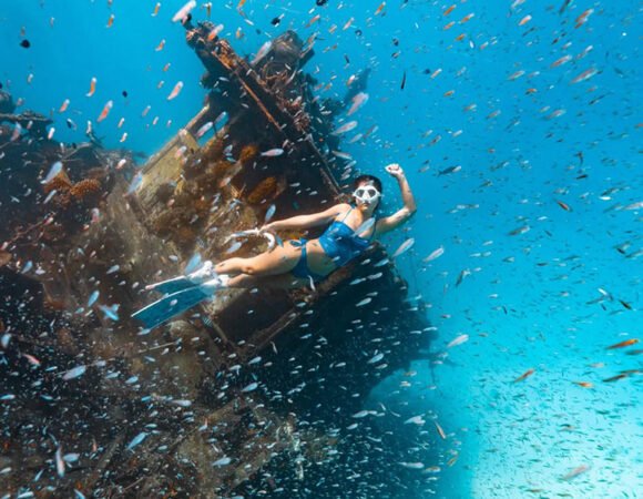 Vaavu Shipwreck Tour